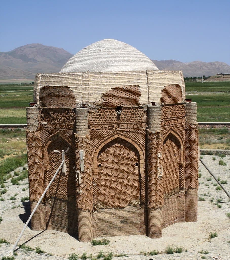 Qazvin Kharqan-Towers