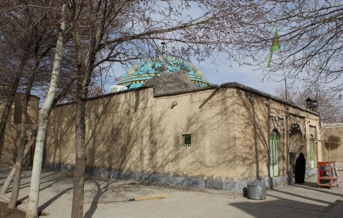 Tomb-of-Imamzadeh-Qasim