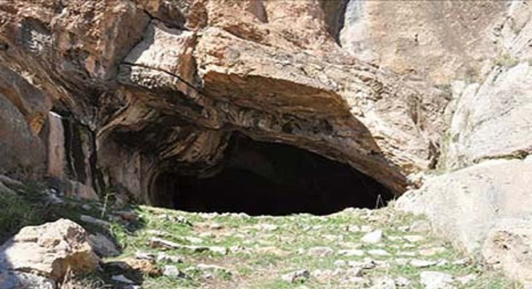 Kalmakreh-Cave