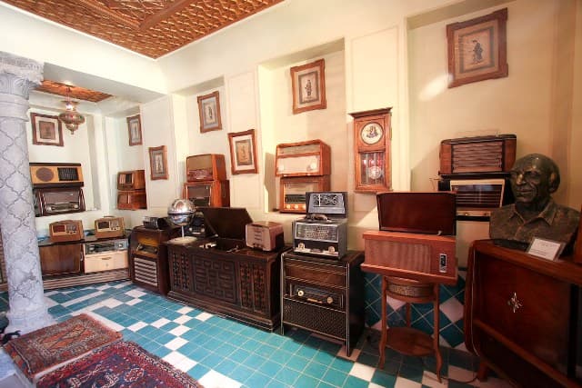 Shiraz Radio Museum.sepehr seir 