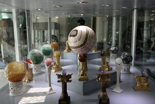 Shiraz Noor Sea Stone and Gem Museum