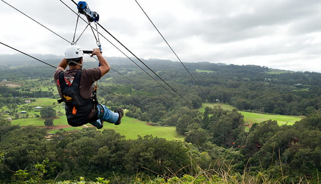 Drape zip line